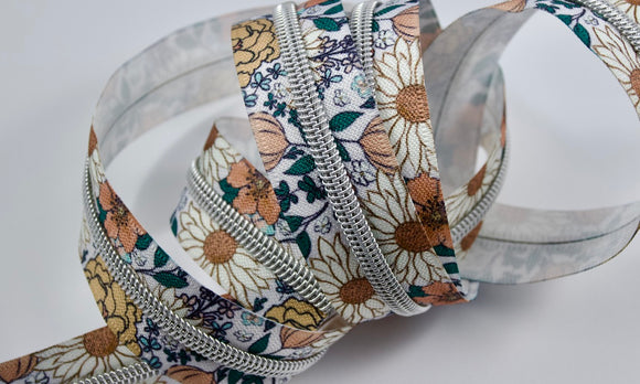 White Floral #5 Zipper Tape | 2 yards